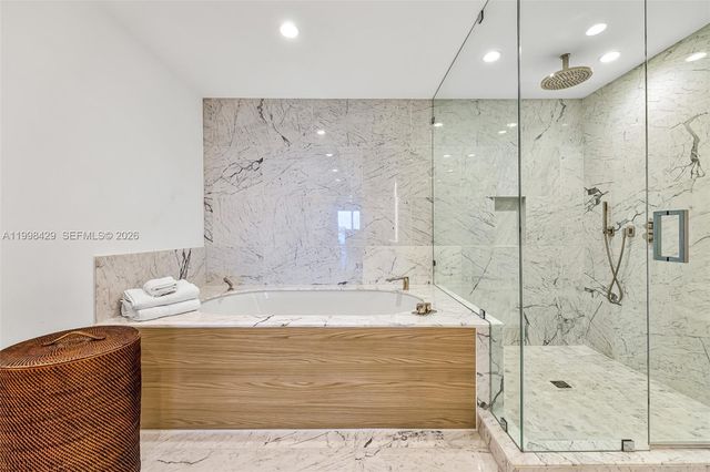 1135 103rd St 304, Bay Harbor Islands, FL 33154