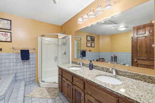 651 Allen Avenue, Little Canada, MN 55117