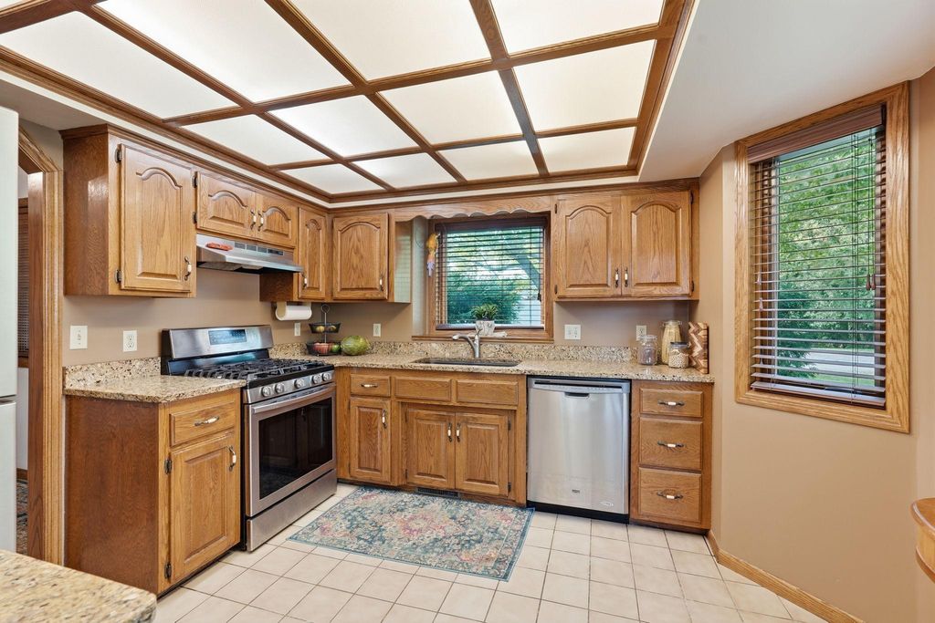 651 Allen Avenue, Little Canada, MN 55117 — photo 3