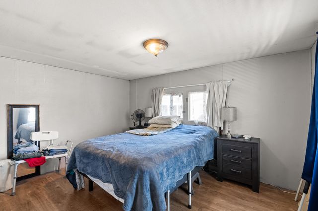 3555 S Pacific Highway SPC 143, Medford, OR 97501