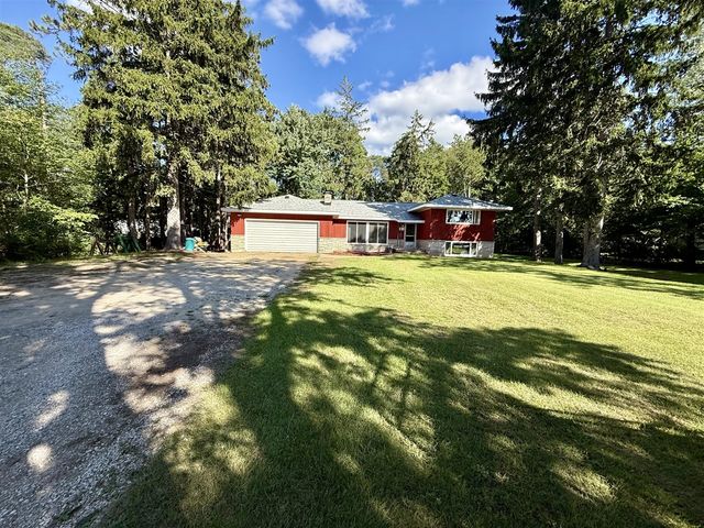 3876 S Dangl Road, Muskegon, MI 49444