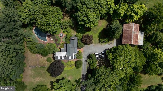 222 AQUEDUCT RD, Washington Crossing, PA 18977