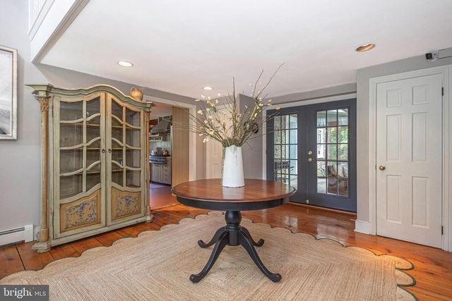 222 AQUEDUCT RD, Washington Crossing, PA 18977