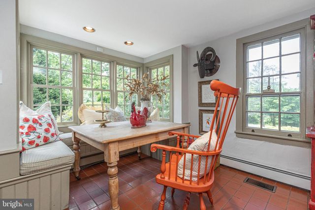 222 AQUEDUCT RD, Washington Crossing, PA 18977