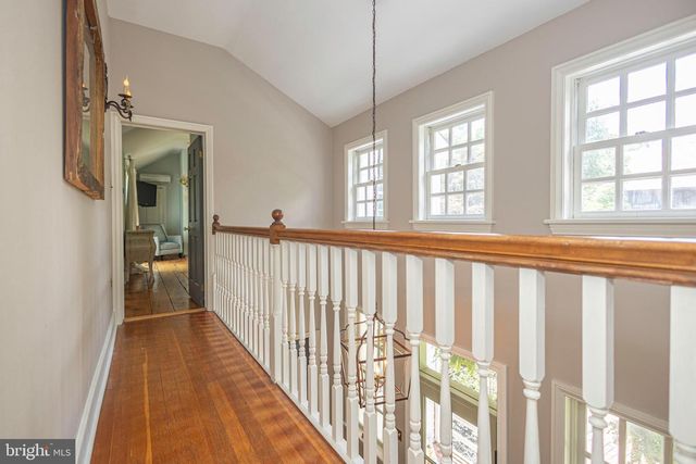 222 AQUEDUCT RD, Washington Crossing, PA 18977