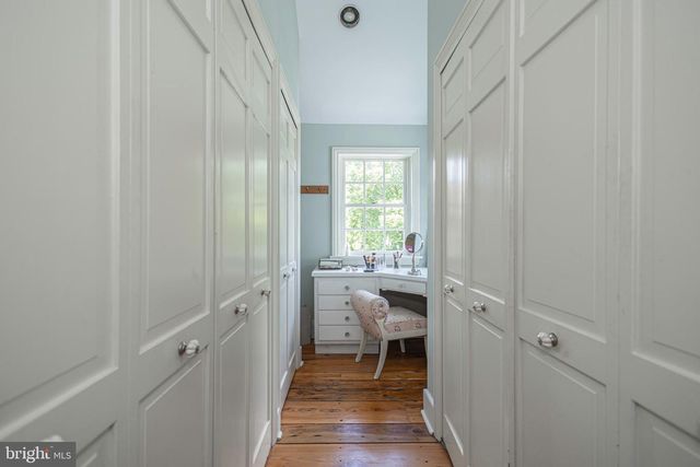 222 AQUEDUCT RD, Washington Crossing, PA 18977