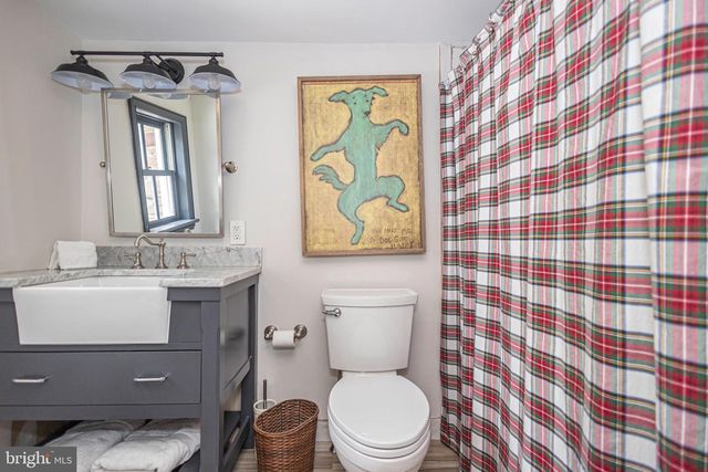 222 AQUEDUCT RD, Washington Crossing, PA 18977
