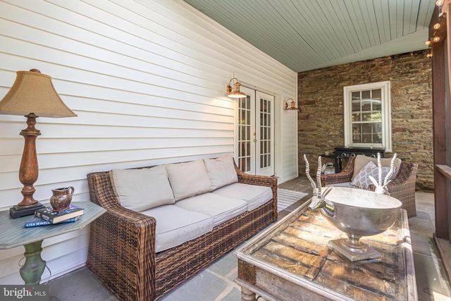 222 AQUEDUCT RD, Washington Crossing, PA 18977