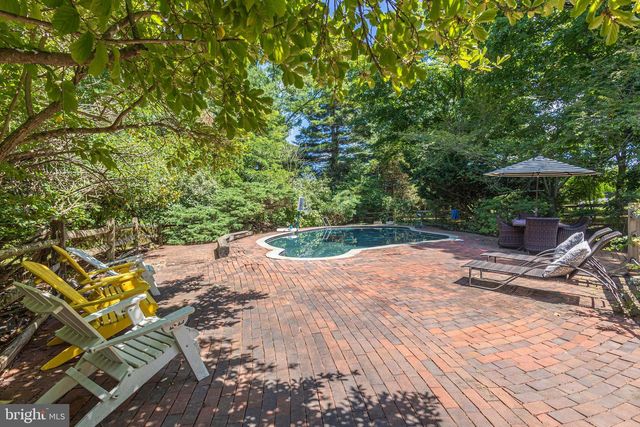 222 AQUEDUCT RD, Washington Crossing, PA 18977