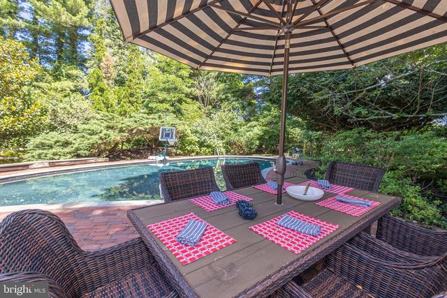 222 AQUEDUCT RD, Washington Crossing, PA 18977