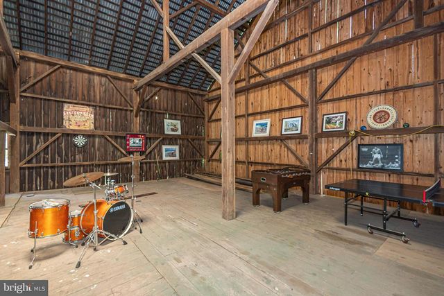222 AQUEDUCT RD, Washington Crossing, PA 18977