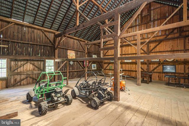 222 AQUEDUCT RD, Washington Crossing, PA 18977