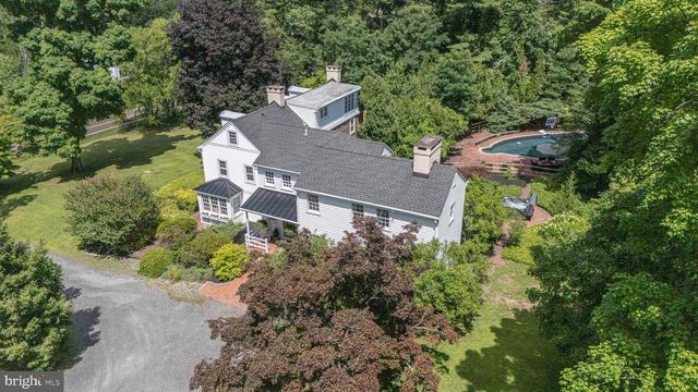 222 AQUEDUCT RD, Washington Crossing, PA 18977