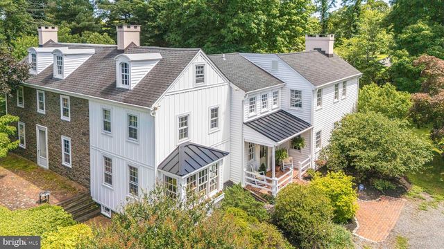222 AQUEDUCT RD, Washington Crossing, PA 18977