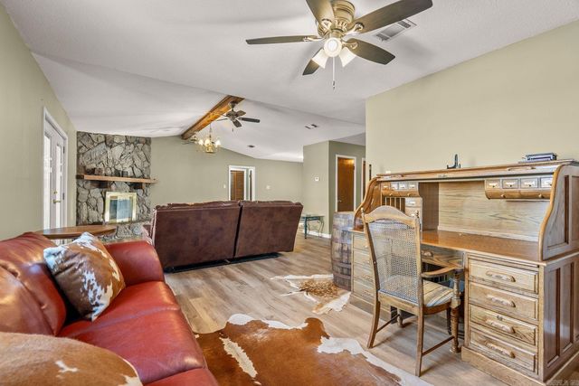 510 Asbury Rd, Little Rock, AR 72211