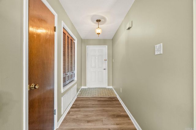 510 Asbury Rd, Little Rock, AR 72211