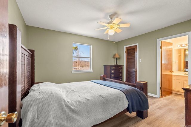 510 Asbury Rd, Little Rock, AR 72211