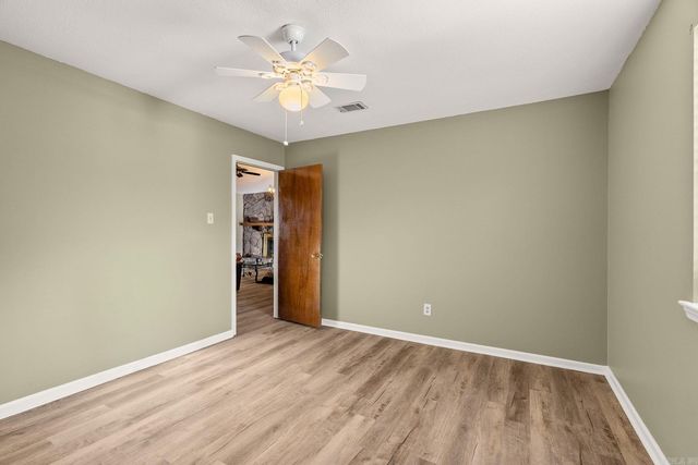 510 Asbury Rd, Little Rock, AR 72211