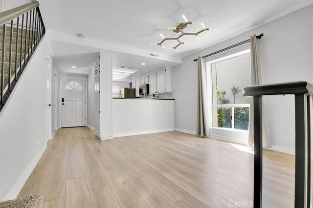 5610 Las Virgenes 50, Calabasas, CA 91302