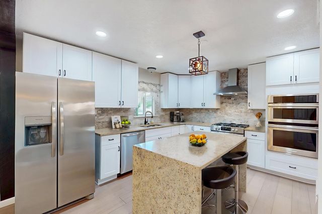 9207 Edith Boulevard NE, Albuquerque, NM 87113