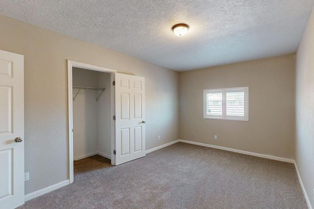 9207 Edith Boulevard NE, Albuquerque, NM 87113