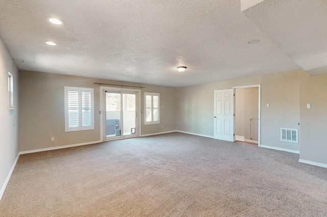 9207 Edith Boulevard NE, Albuquerque, NM 87113