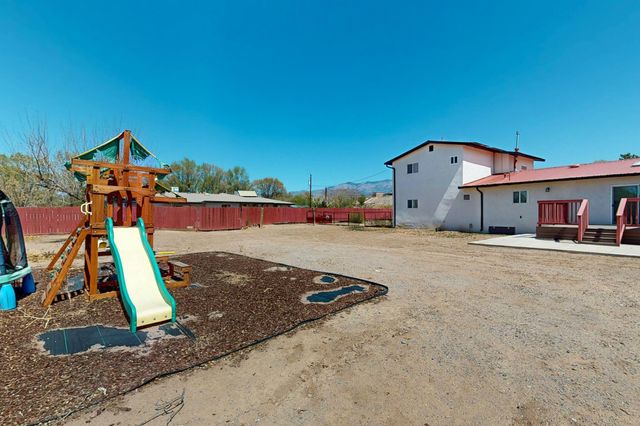 9207 Edith Boulevard NE, Albuquerque, NM 87113
