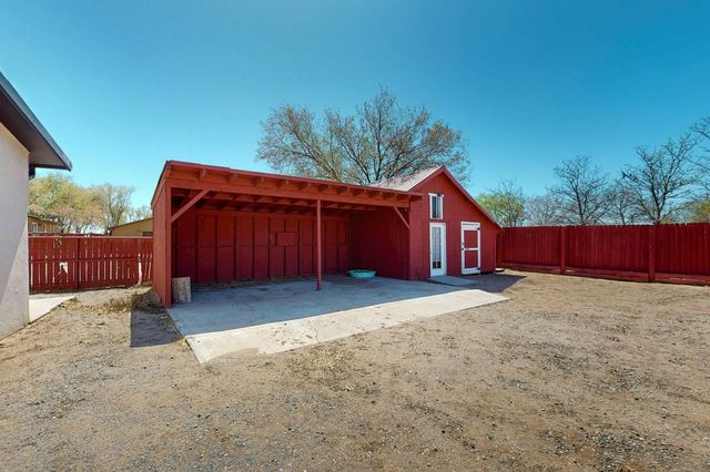 9207 Edith Boulevard NE, Albuquerque, NM 87113