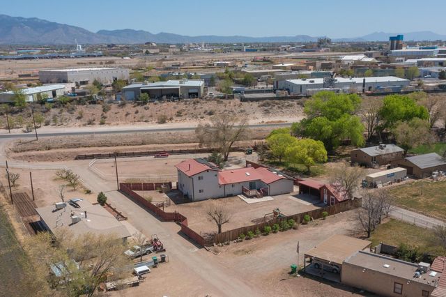 9207 Edith Boulevard NE, Albuquerque, NM 87113