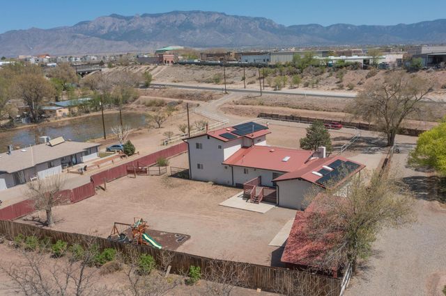9207 Edith Boulevard NE, Albuquerque, NM 87113