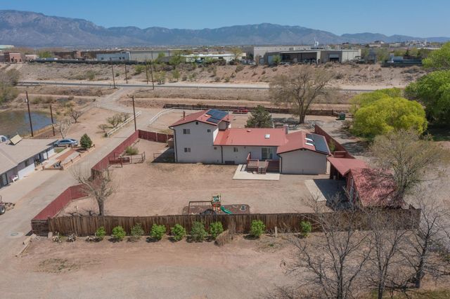 9207 Edith Boulevard NE, Albuquerque, NM 87113