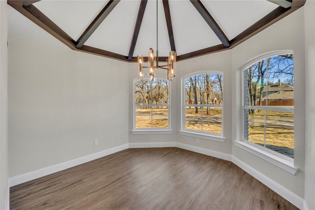 7004 Ledbetter Road, Arlington, TX 76001