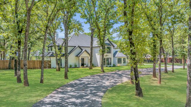 7004 Ledbetter Road, Arlington, TX 76001