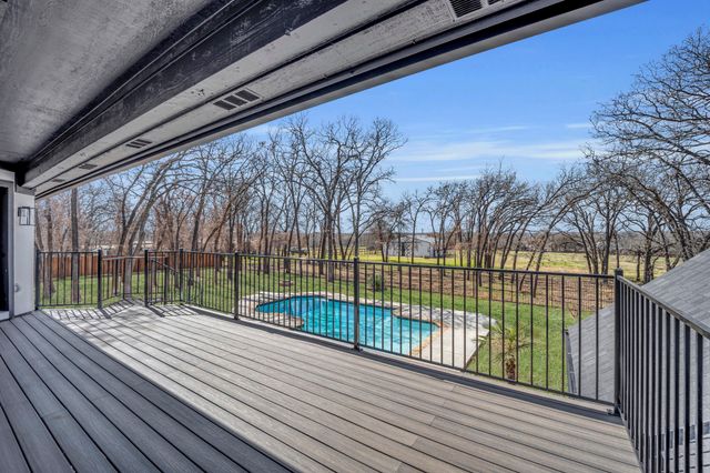 7004 Ledbetter Road, Arlington, TX 76001