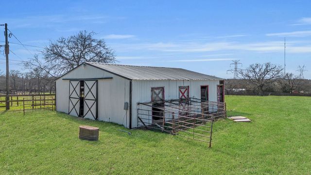 7004 Ledbetter Road, Arlington, TX 76001