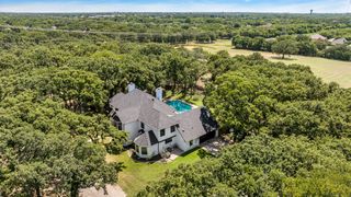 7004 Ledbetter Road, Arlington, TX 76001