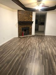 204 Matt Place, Grand Prairie, TX 75051