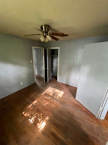 2728 Hillcrest Avenue, Shreveport, LA 71108