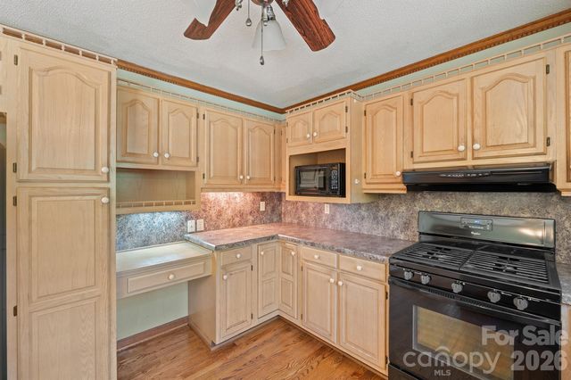 725 Sunridge Drive 18, Lincolnton, NC 28092