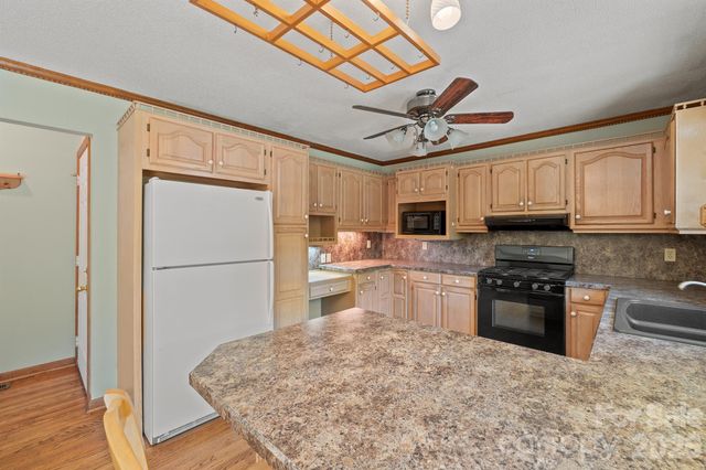 725 Sunridge Drive 18, Lincolnton, NC 28092