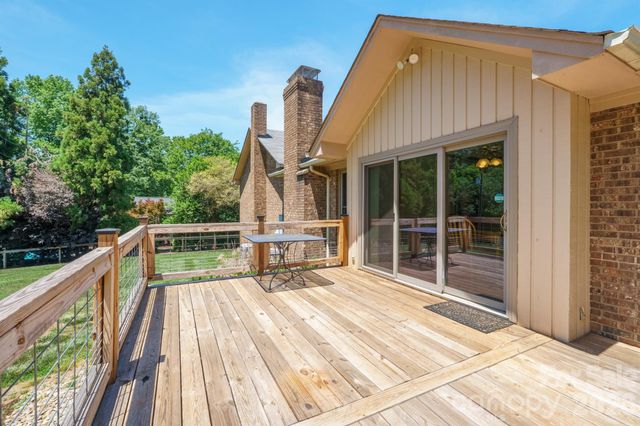 725 Sunridge Drive 18, Lincolnton, NC 28092