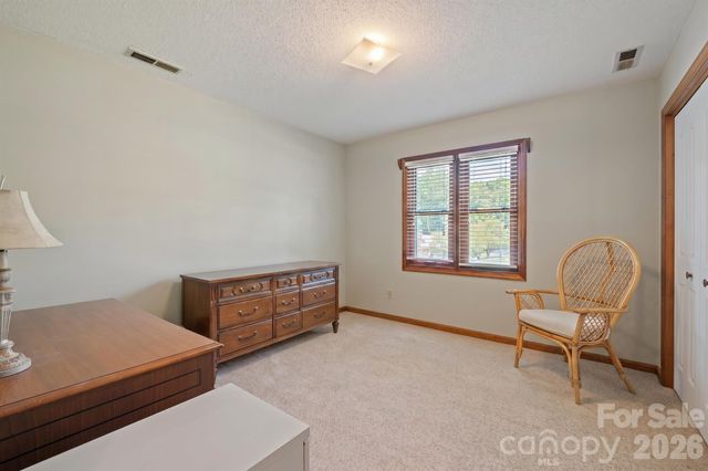 725 Sunridge Drive 18, Lincolnton, NC 28092
