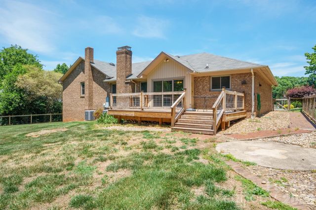 725 Sunridge Drive 18, Lincolnton, NC 28092