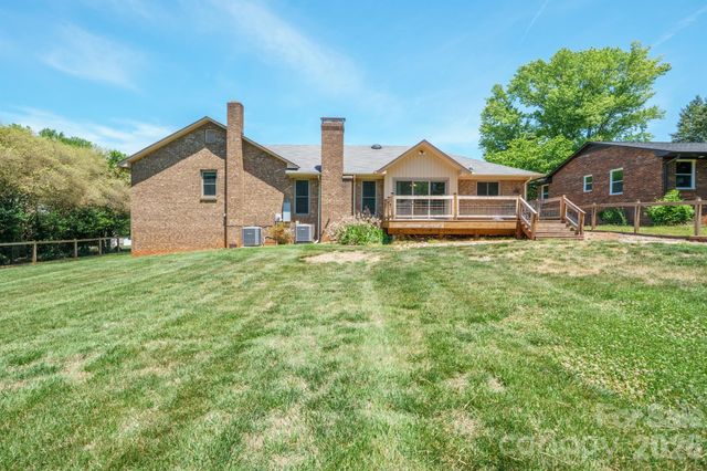 725 Sunridge Drive 18, Lincolnton, NC 28092