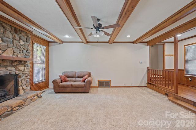 725 Sunridge Drive 18, Lincolnton, NC 28092