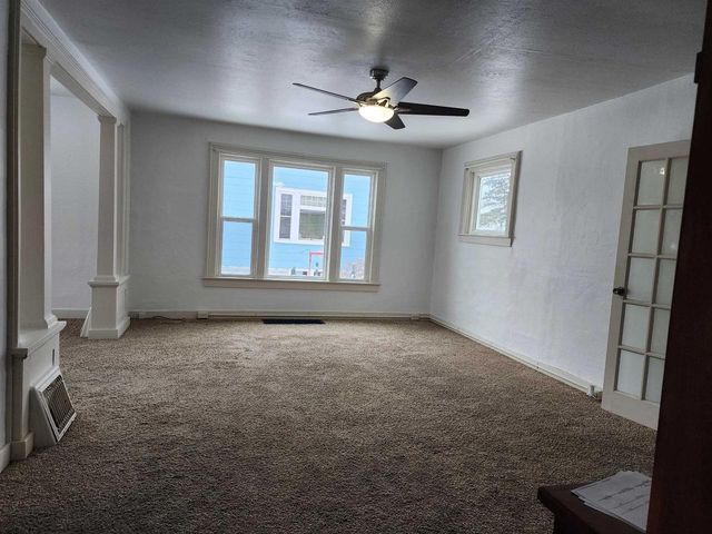 531 6TH AVENUE, Menominee, MI 49858