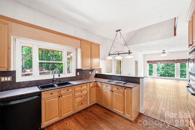 721 Canterbury Road, Kings Mountain, NC 28086