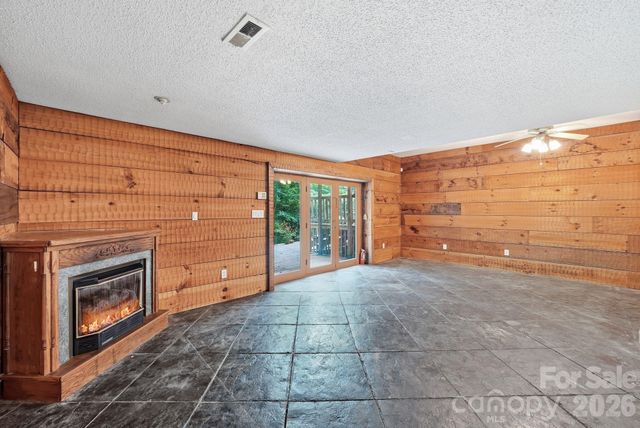 721 Canterbury Road, Kings Mountain, NC 28086