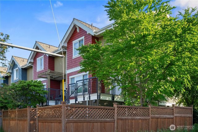7316 Woodlawn Avenue NE, Seattle, WA 98115