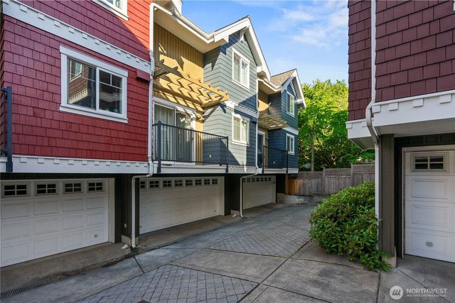 7316 Woodlawn Avenue NE, Seattle, WA 98115